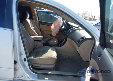 2005 Honda Accord 2.4 Ex z USA, uszkodzony, nr VIN 1HGCM56765A041853